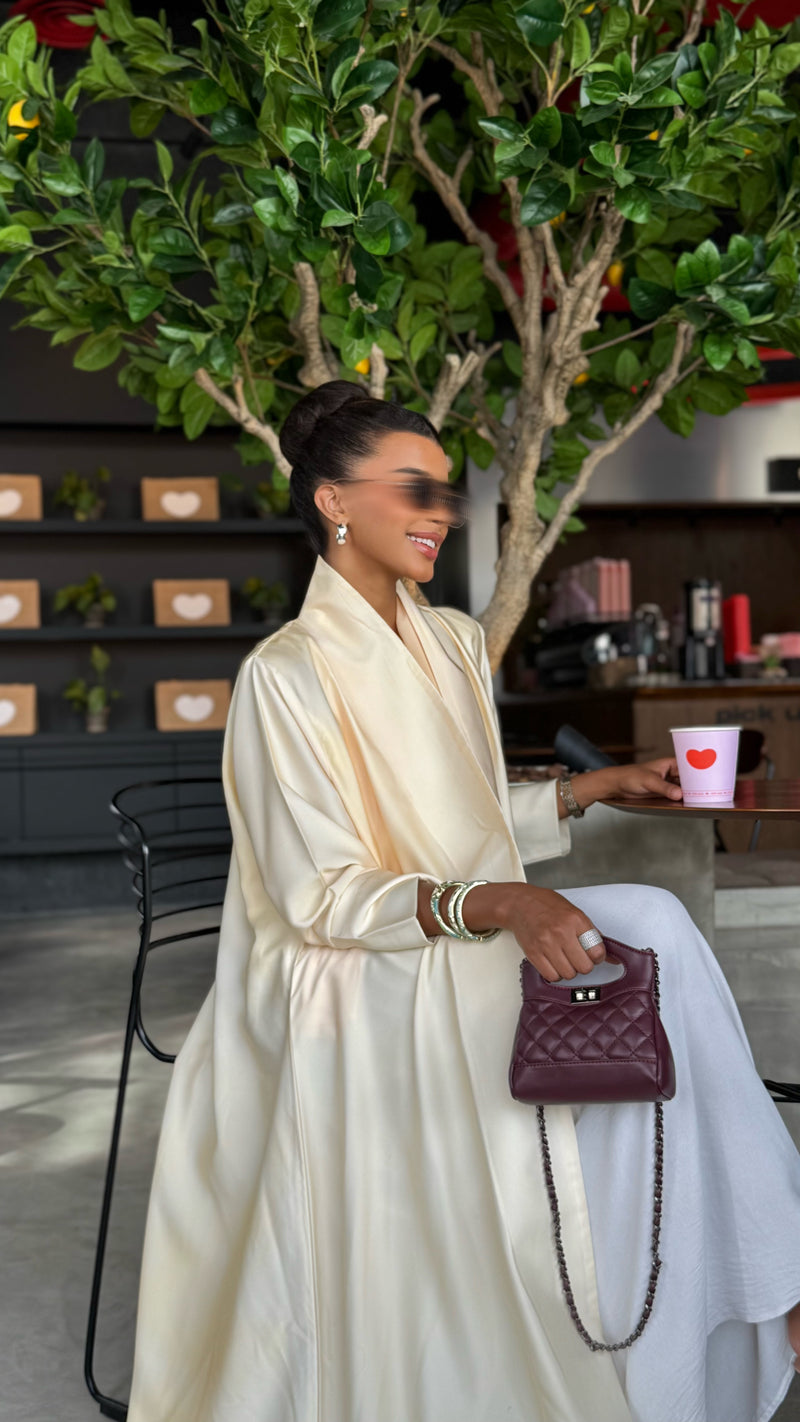 Butter Yellow Grace Abaya — عباية كريب الشرقية نص كلوش
